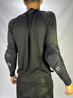 Защита локтей Ones Again