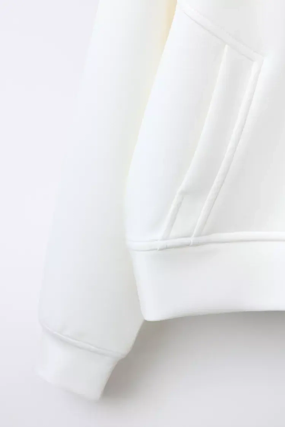 ZARA ТОЛСТОВКА С НАДПИСЬЮ ИЗ МОДАЛА, БЕЛЫЙ