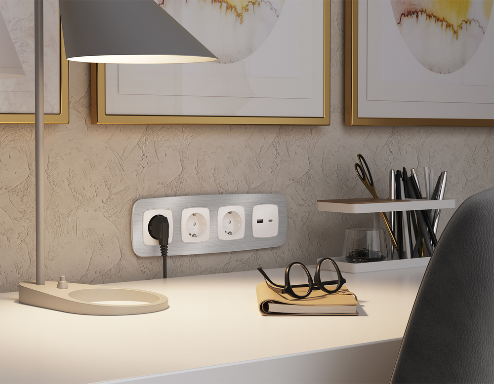 MO211010 Комплект механизма розетки OMEGA Жемчуг 2USB A+C 20W (быстрая зарядка) QUANT (OP2110, VM177)