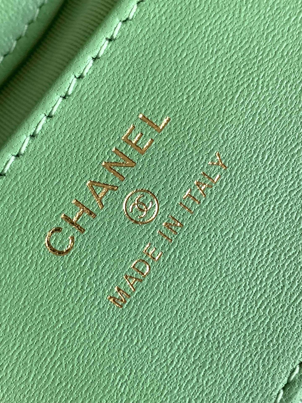 Chanel 31 Bag 20 cm