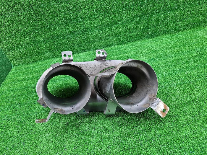 Насадка глушителя левая Geely Tugella (2022-2024)