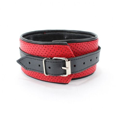 Красно-черная фиксация из перфорированной кожи (Цвет: красный с черным)
