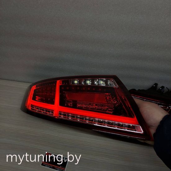 Задние фонари red white led bar для Audi TT 8J