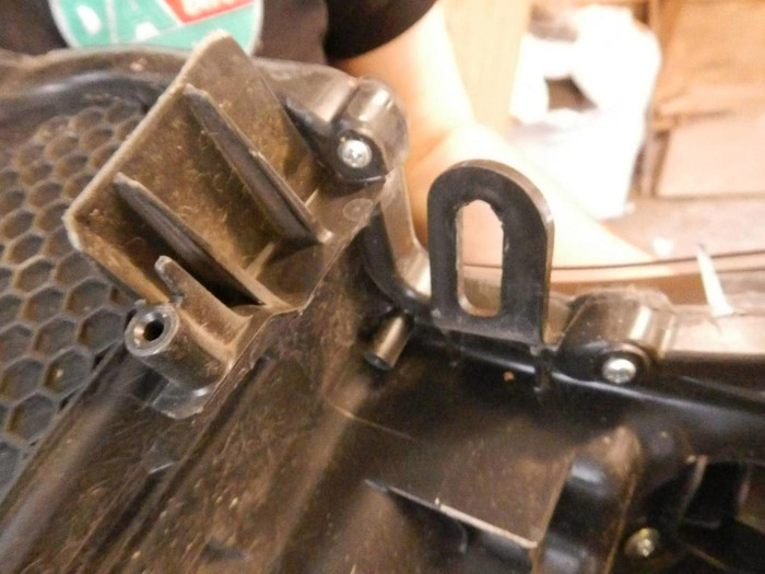 Фара правая Toyota C-HR (2019-2023) LED