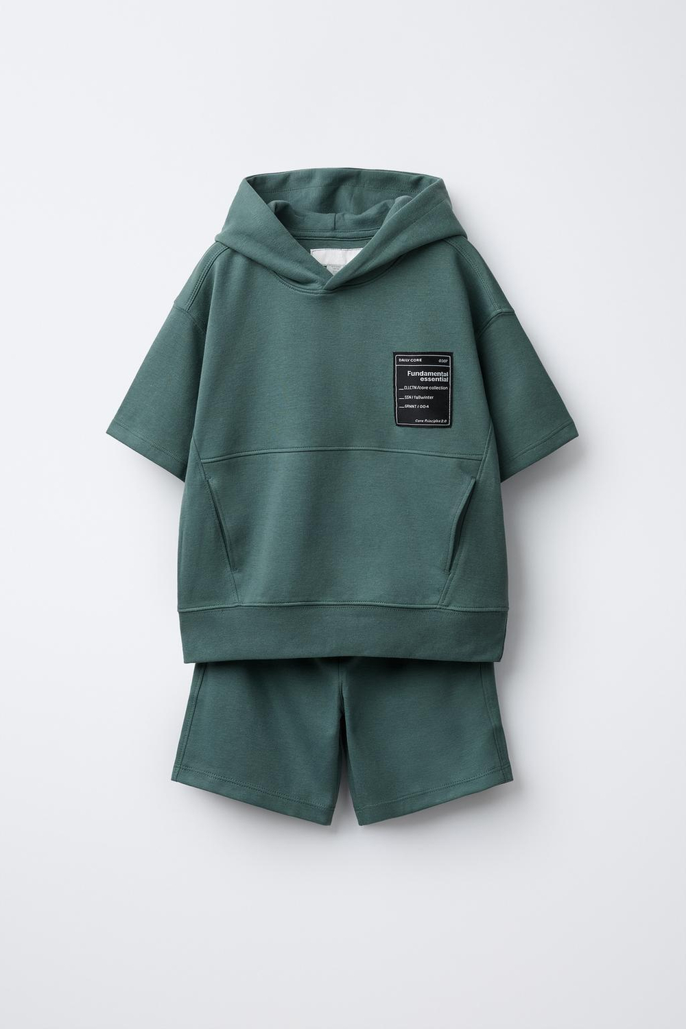 ZARA КОМПЛЕКТ: ТОЛСТОВКА С КАПЮШОНОМ И ШОРТЫ, ЗЕЛЕНЫЙ
