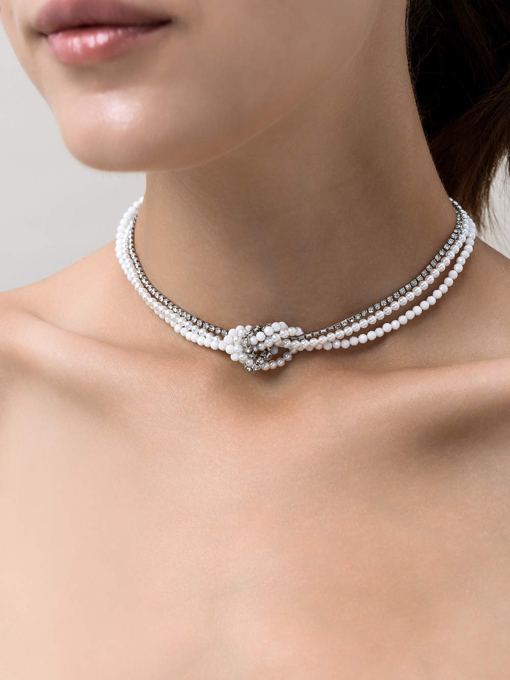 Колье "White Knot Zircon"