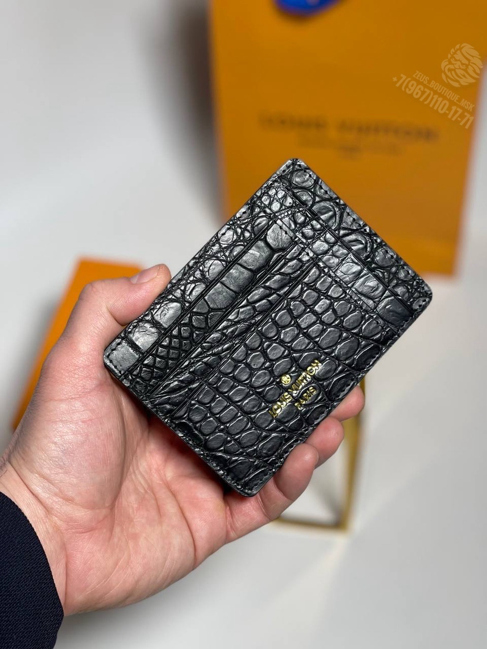 Картхолдер Louis Vuitton из кожи крокодила