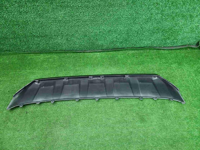 Накладка переднего бампера Audi Q7 2 (2015-2019)