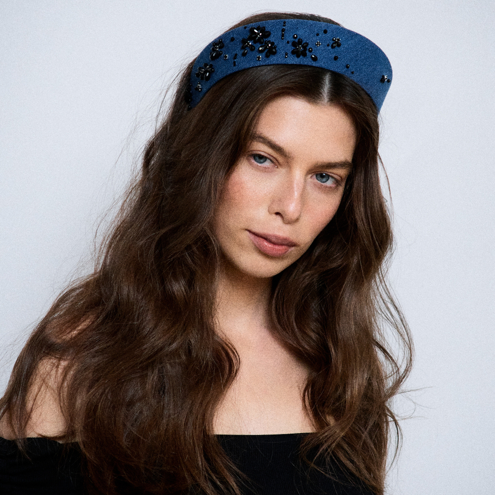 Кокошник из синей джинсы с черными цветами S