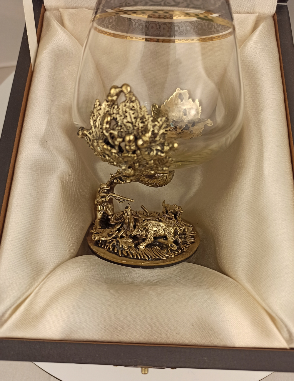 Бокал для коньяка Охота на Кабана в подарочном футляре