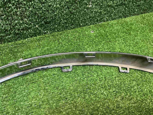 Молдинг заднего бампера правый VW Touareg 3 18-23