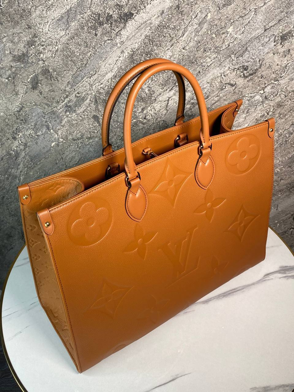 Сумка Louis Vuitton