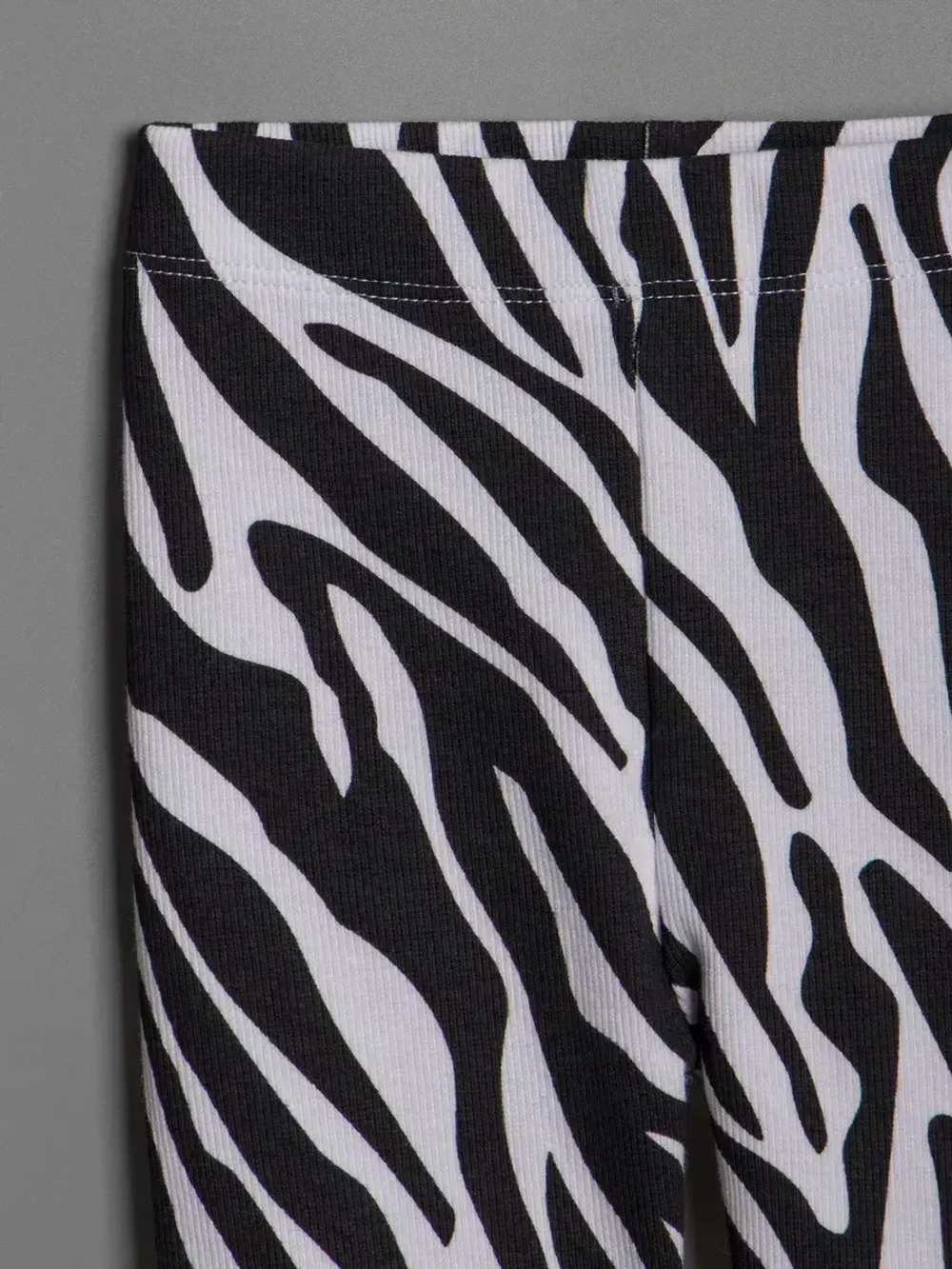 Черно-белые велосипедки для девочки