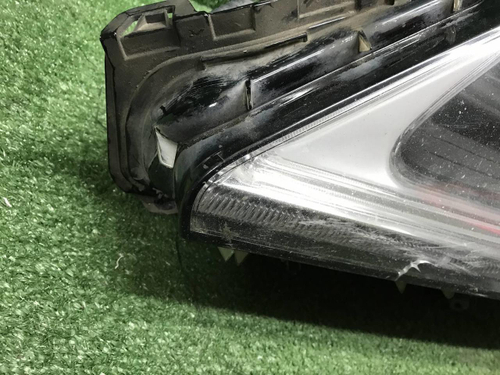 Битая Фара левая Lexus LX 3 15-23 LED Black Vision
