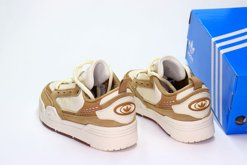 Кроссовки нат. Кожа (36-41)р. / шт. 239-369