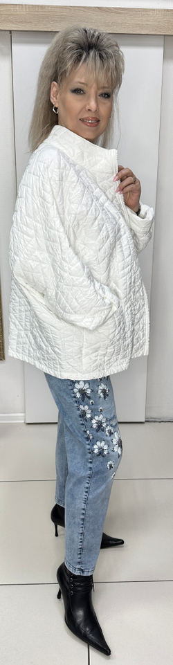 Белая стеганная куртка "зефирка"