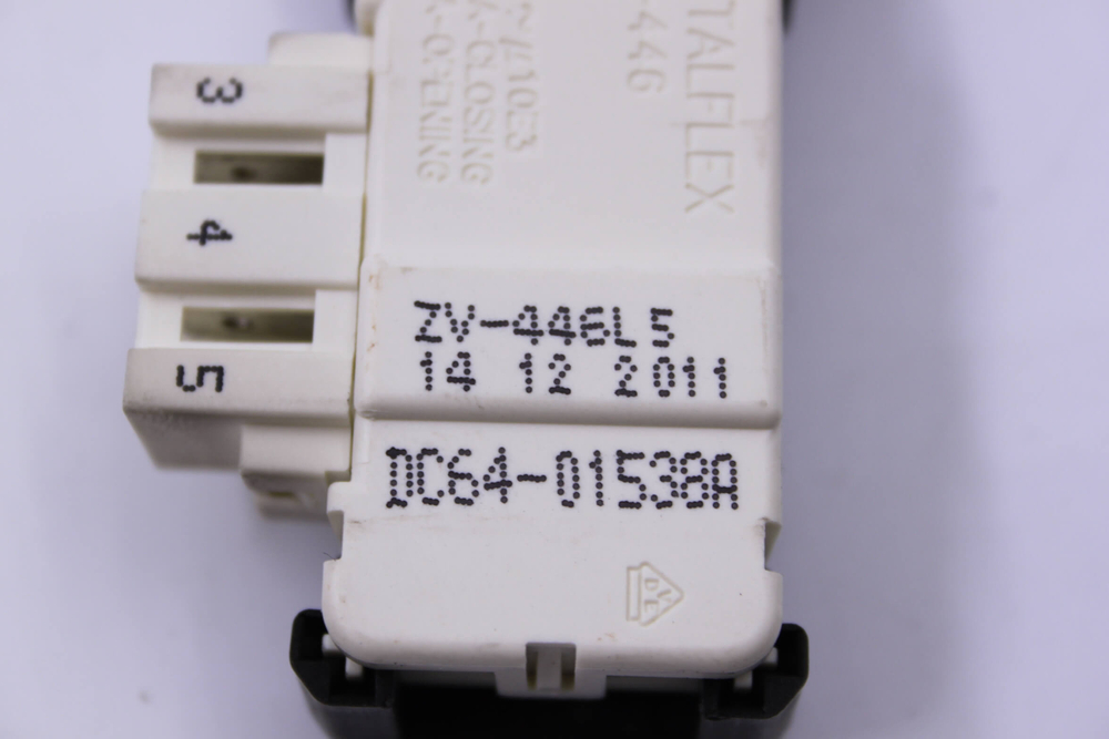 Устройство блокировки люка стиральной машины DC64-01538A