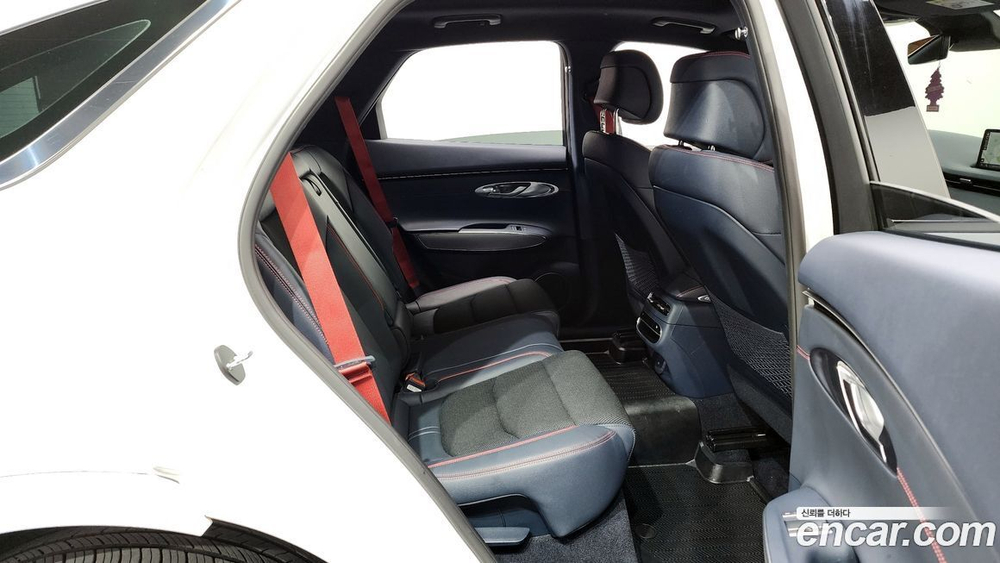 Genesis GV70 2.5T Бензин AWD (08.2021)