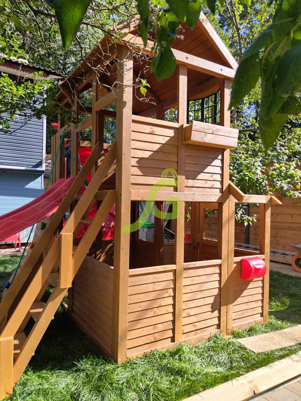 Детская площадка Клубный домик 3 с трубой