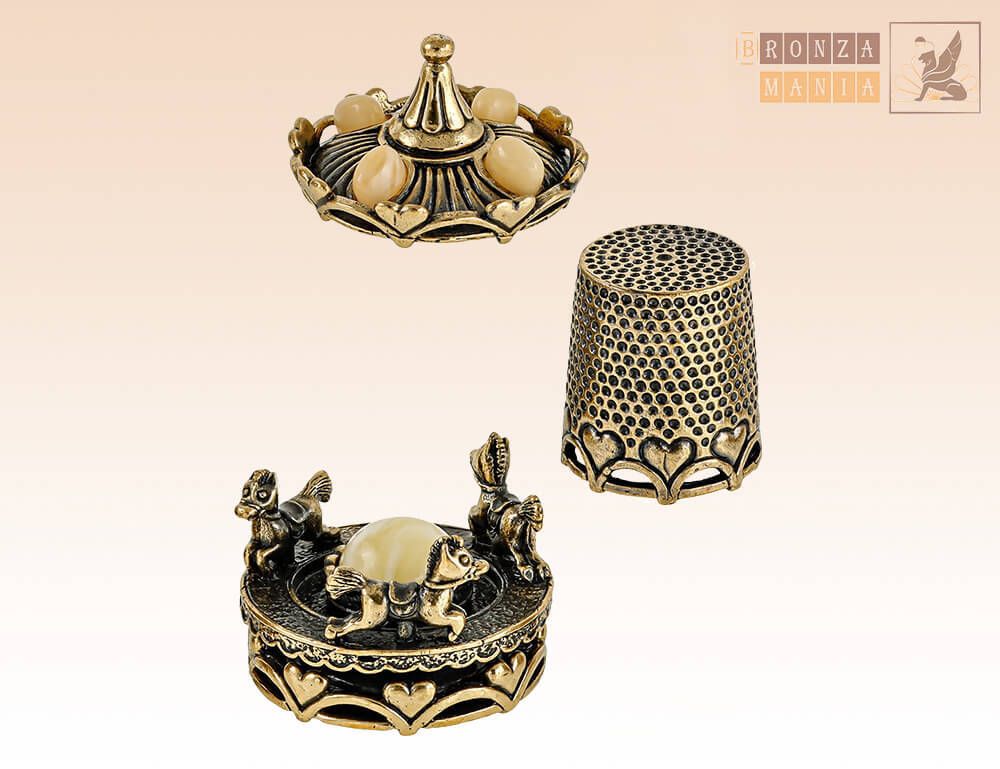 наперсток Карусель