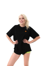 Футболка черная с оранжевым