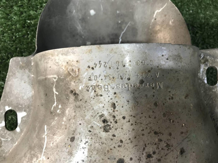 Насадка глушителя правая Mercedes E W213 (2016-2021)