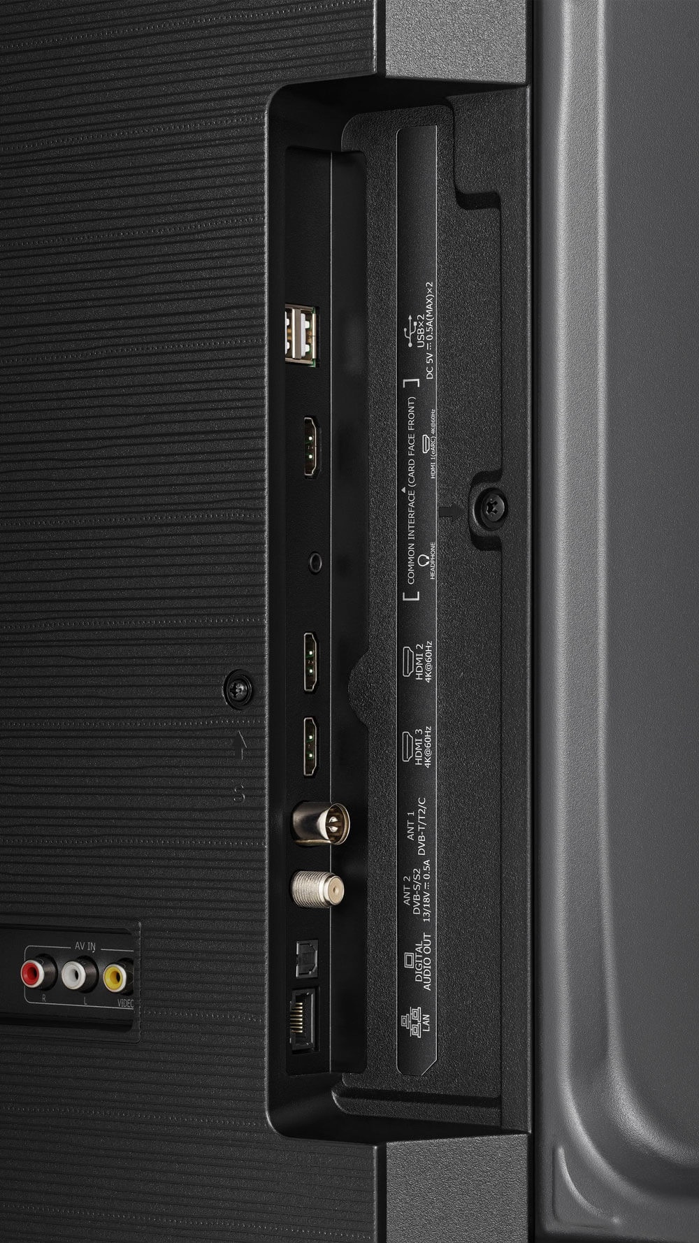 Телевизор Hisense 55E7KQ