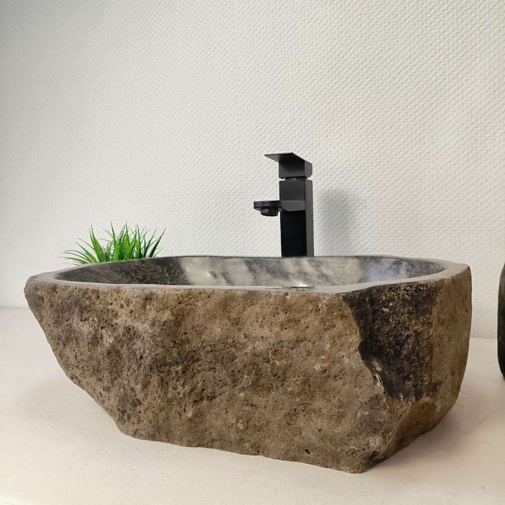 Раковина из речного камня RS-66075 53х34х15 из натурального камня