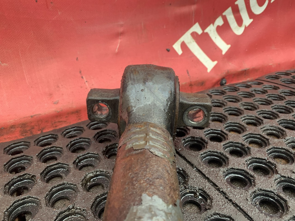 Тяга реактивная V-образная 2017г.