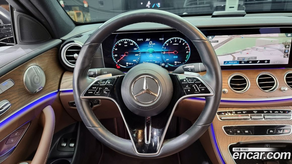 Mercedes-Benz E-Class W213 E300e 4MATIC Exclusive (04.2021)
