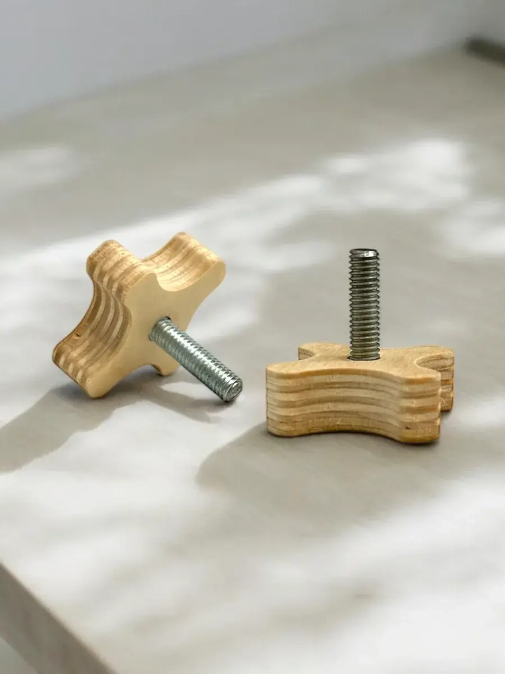 Болт и гайка для подставки арт. 327836564