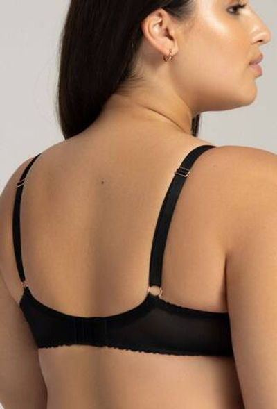 Бюстгальтер с мягкими чашками Venus (Размер: 80E) (Цвет: черный)