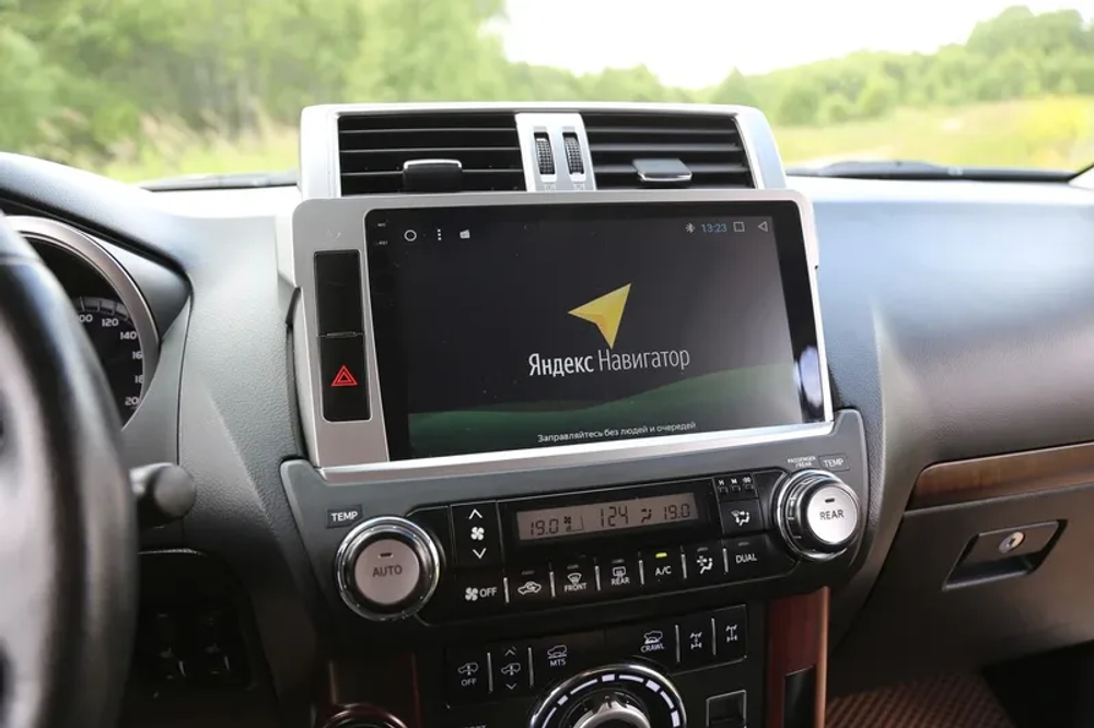 Магнитола для Toyota Land Cruiser Prado 150 2014-2017 - Carmedia OL-1614 QLed+2K, Android 13, UIS7870 (DUDU7), CarPlay, SIM-слот