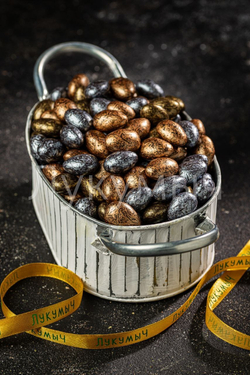 Миндаль Мокко (бронза, золото, серебро) в кондитерской глазури 100г