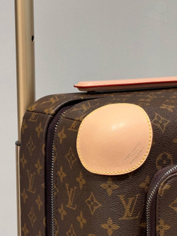 Дорожный чемодан Louis Vuitton