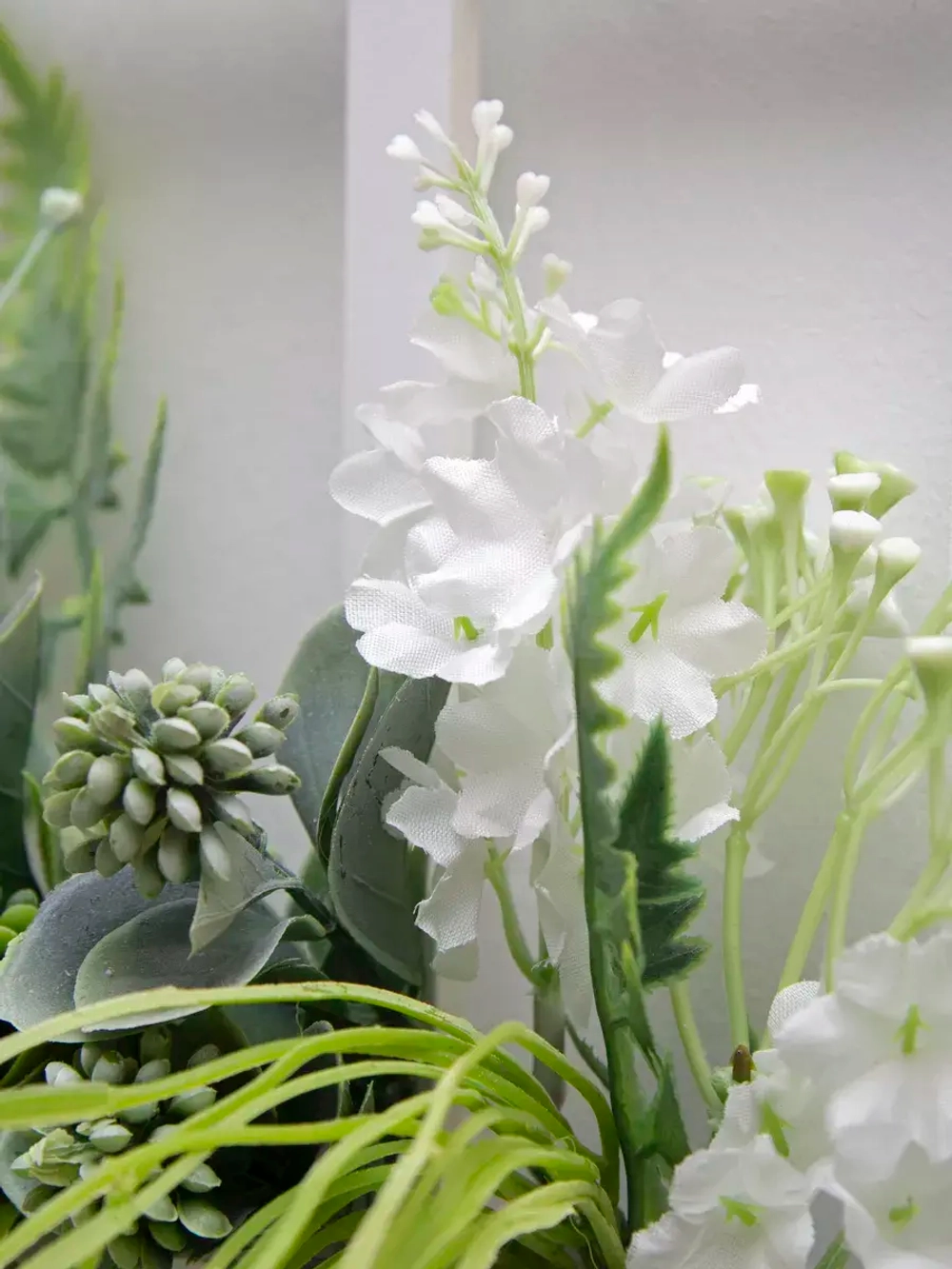 Панно на стену для интерьера "Окно с цветами"