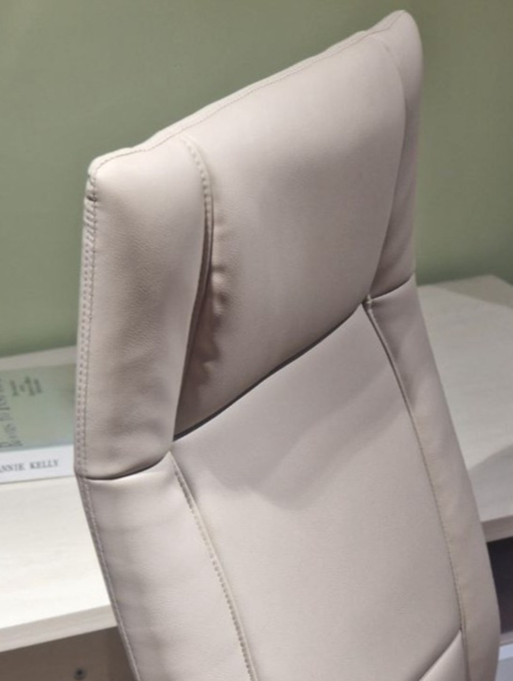 Кресло офисное 3138H 282625 beige color LEATHER
