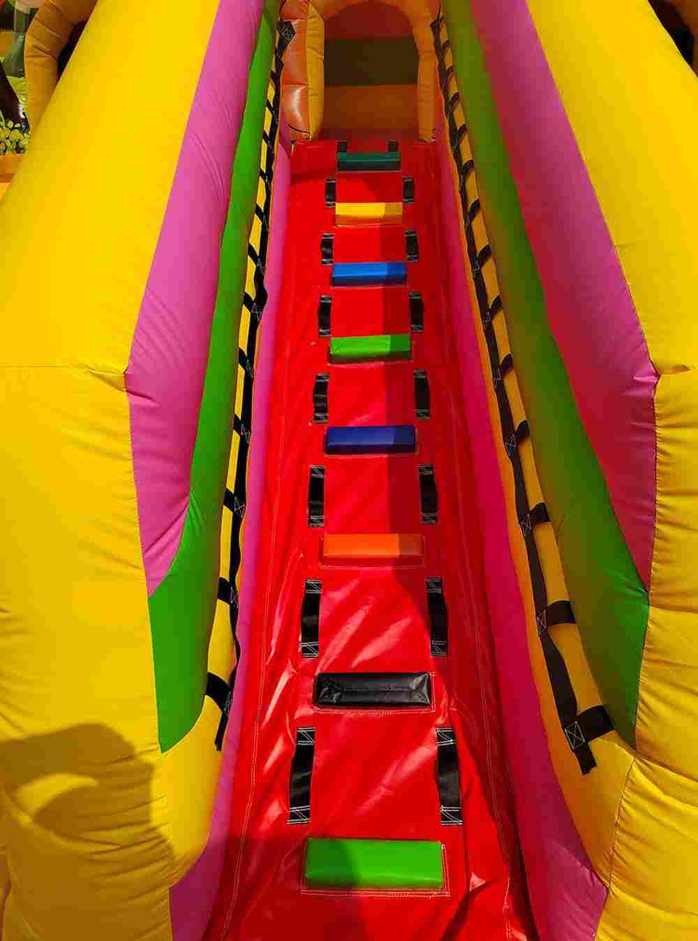 Коммерческий батут "Мишки и дети" 10*5*5 м