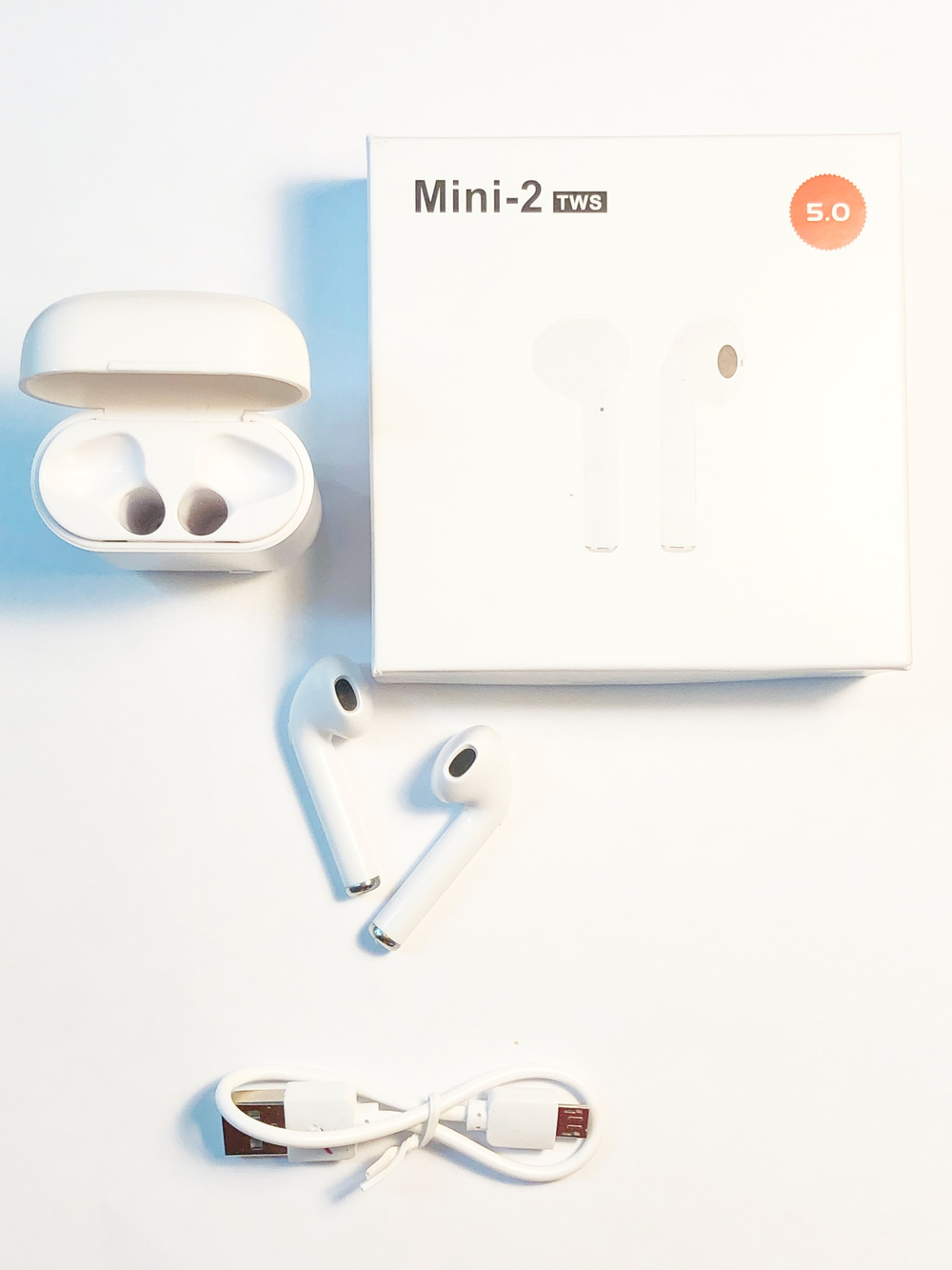 Беспроводные наушники с микрофоном Mini - 2 TWS