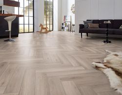 Herringbone Silver Oak, 1,238 м²
