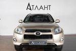 Toyota RAV4, 2011 год