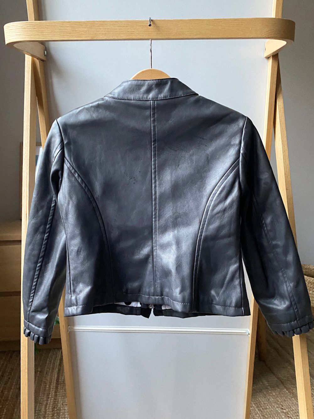 Новая куртка Monnalisa, 104