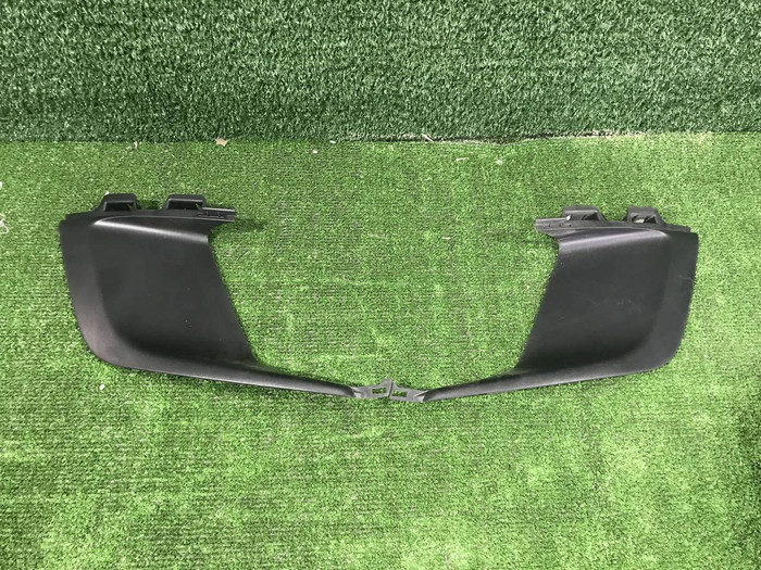 Накладка переднего бампера Peugeot 308 1 T7 11-15