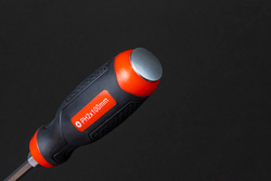 Отвертка крестовая силовая PH2х100 CS-30.7.1