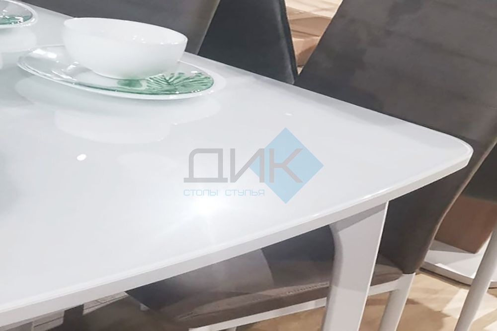 Стол DikLine М15 опоры белые