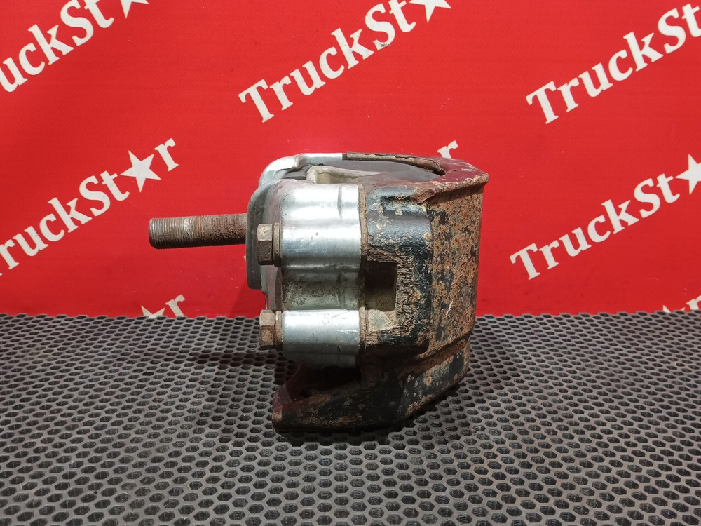 Подушка двигателя задняя