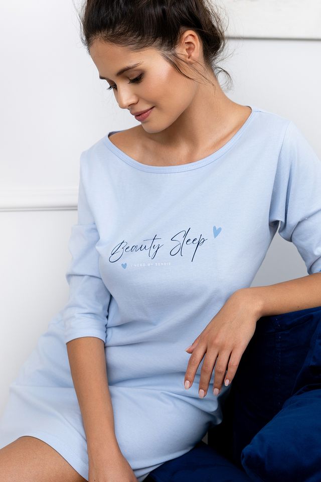 Нежная сорочка с надписью Beauty Sleep