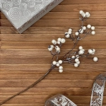 Ветка декоративная «Сказочная ягода» 60 см, Белый