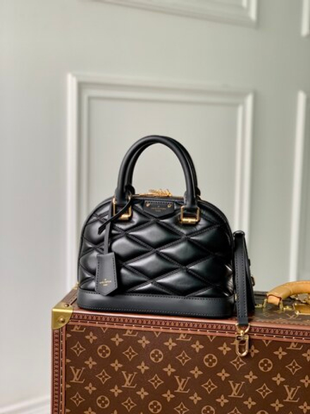 Louis Vuitton Alma BB