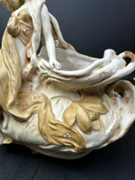 Ваза в стиле Модерн